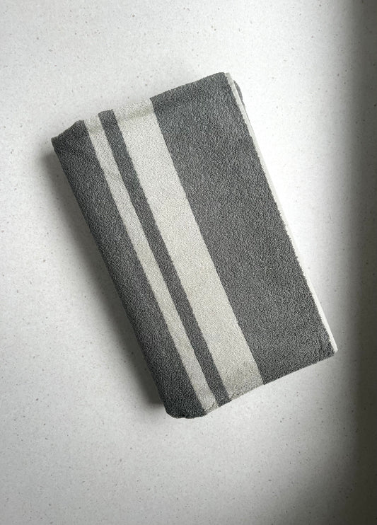 Bath Towel Grey Long Side