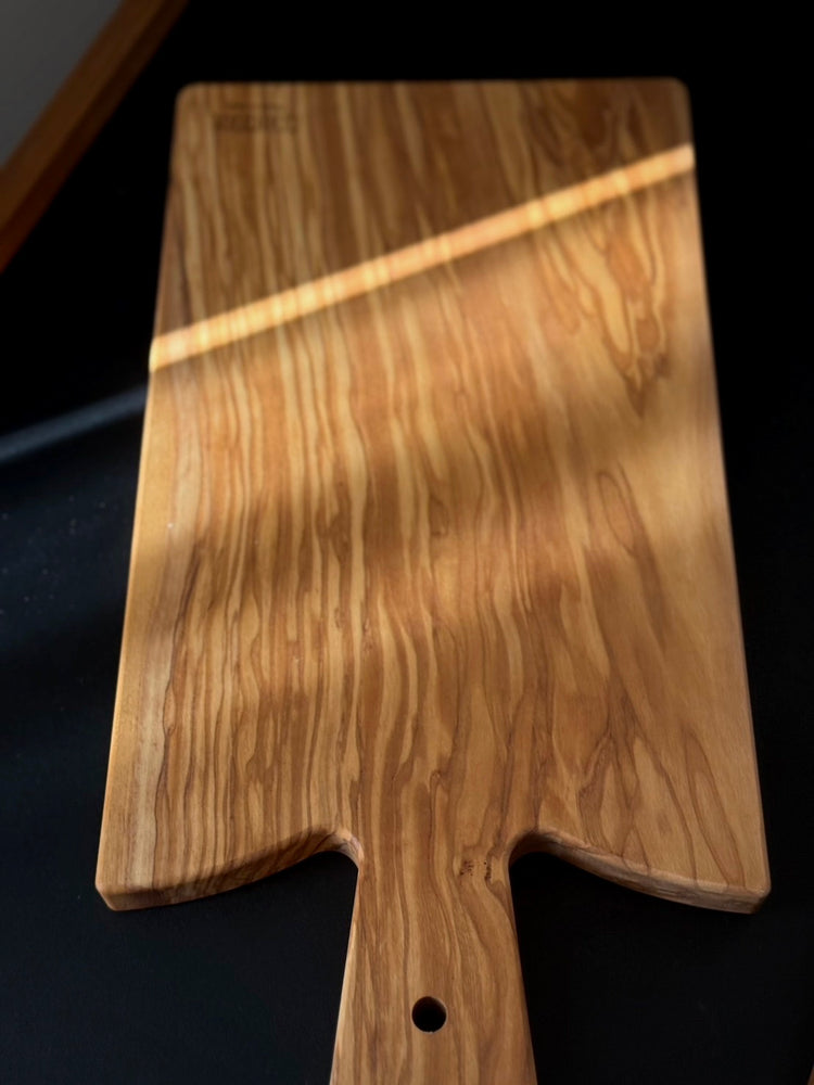Classic Vintage Olive Wood Board (with Handle)