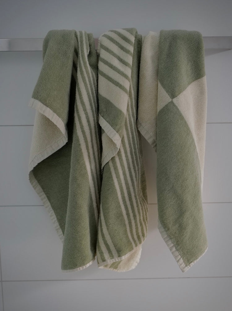 Hand Towel Sage Line II