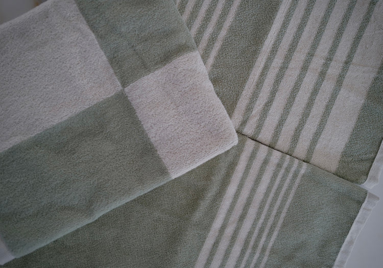 Hand Towel Sage Line II