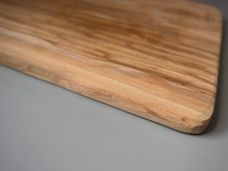 Classic Vintage Olive Wood Board (Medium)